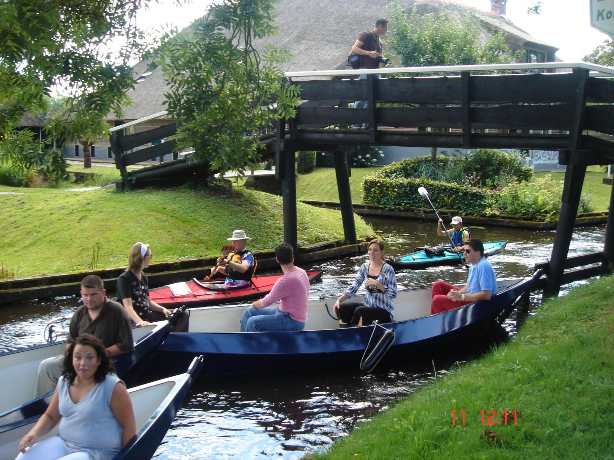 De Dames Van De Jonge Hotel Restaurant Giethoorn Exterior photo
