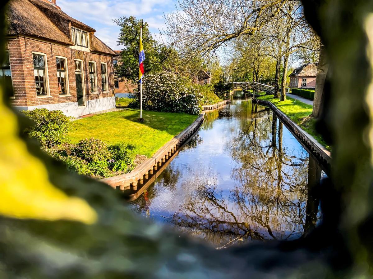 De Dames Van De Jonge Hotel Restaurant Giethoorn Exterior photo